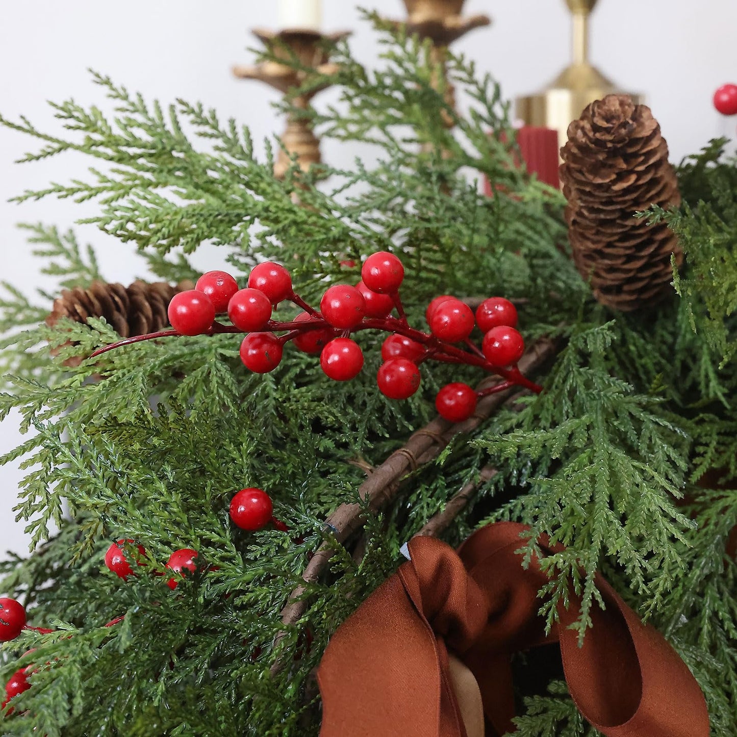 MIZII Christmas Garlands 10FT Artificial Pine Garland with Pinecone Berries Greenery Garland Christmas Decorations for Xmas Fireplace Mantle Home Decor Indoor Outdoor (Garland-10FT)