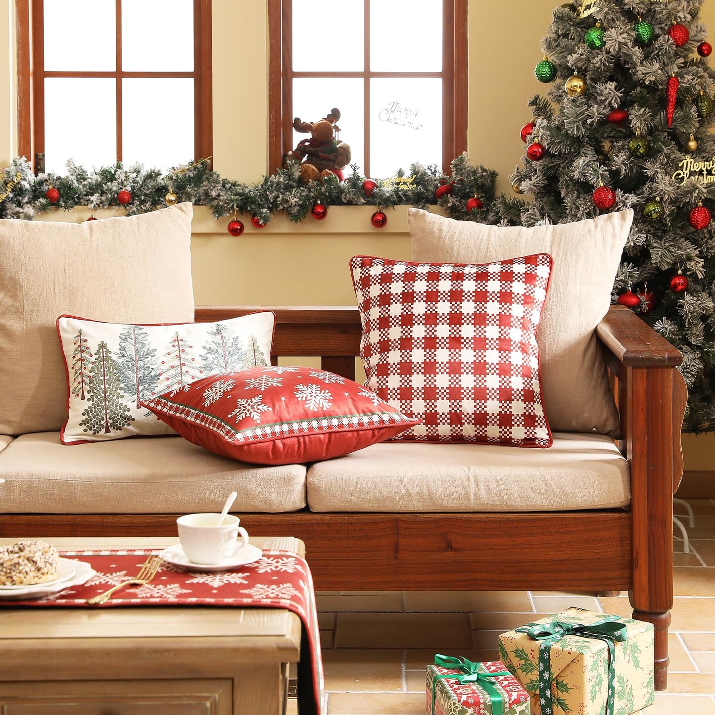 ISAENNE French Chrismas Velvet Throw Pillow Cover,Set of 2,18"x18"-Carol C