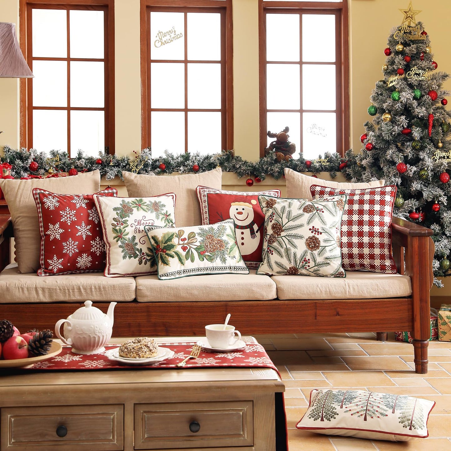 ISAENNE French Chrismas Velvet Throw Pillow Cover,Set of 2,18"x18"-Carol D