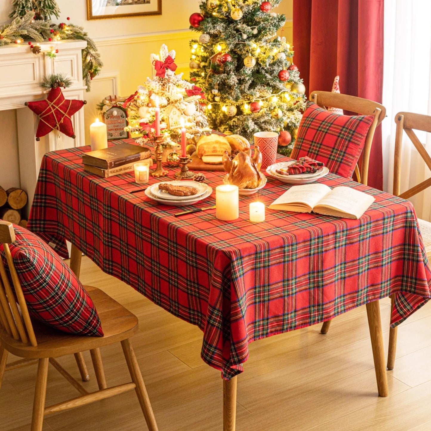 AQOTHES Red Green Plaid Christmas Tablecloth 60x104, Tartan Table Cloth Decorations, Winter Holiday Tablecloths for Rectangle Tables Parties Dining Farmhouse Kitchen Decor