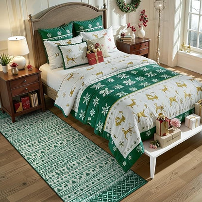 Christmas Kitchen Runner Rug, 2x6 Rug Runners for Hallways Non Slip, Low Pile Soft Washable Bathroom Runner Rug, Xmas Winter Holiday Home Decor Carpet Runners for Bedroom Laundry