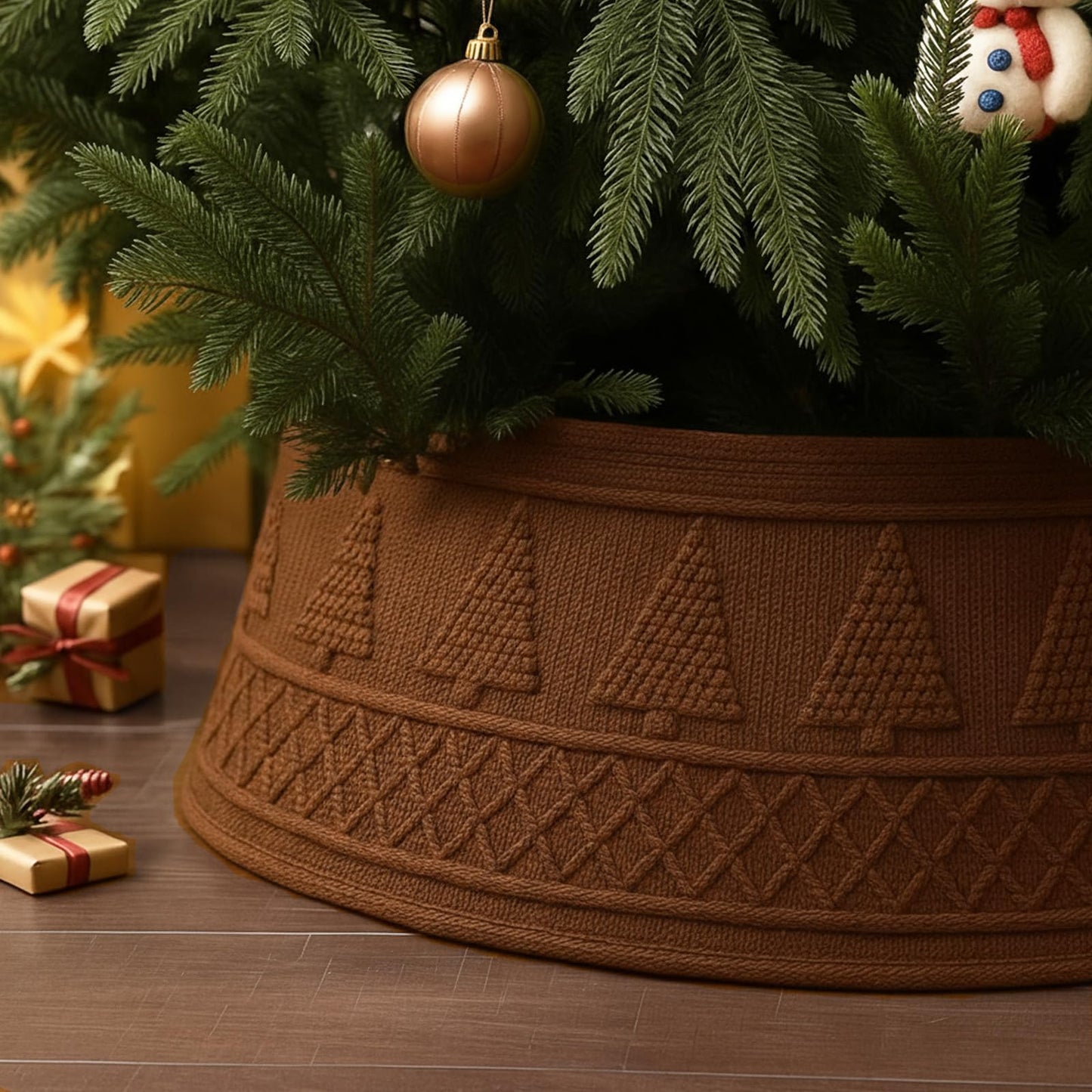 VioraWhite 28 Inch Christmas Tree Collar, Neutral Chunky Cable Knit Tree Base Cover Ring Skirt, Rustic Farmhouse Basket Collar for Xmas Home Office Holiday Decor, Fits 4-6 ft Trees(Dark Khaki)