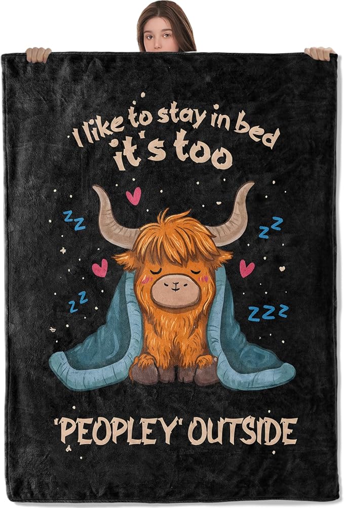 Cute Highland Cow Lightweight Throw Blanket, Cartoon Sleep Animal with Heart and Star, Warm Soft Cozy Flannel Blankets, Couch Dorm Home Decor All Season Use, 80x60in, Gifts for Girls Women