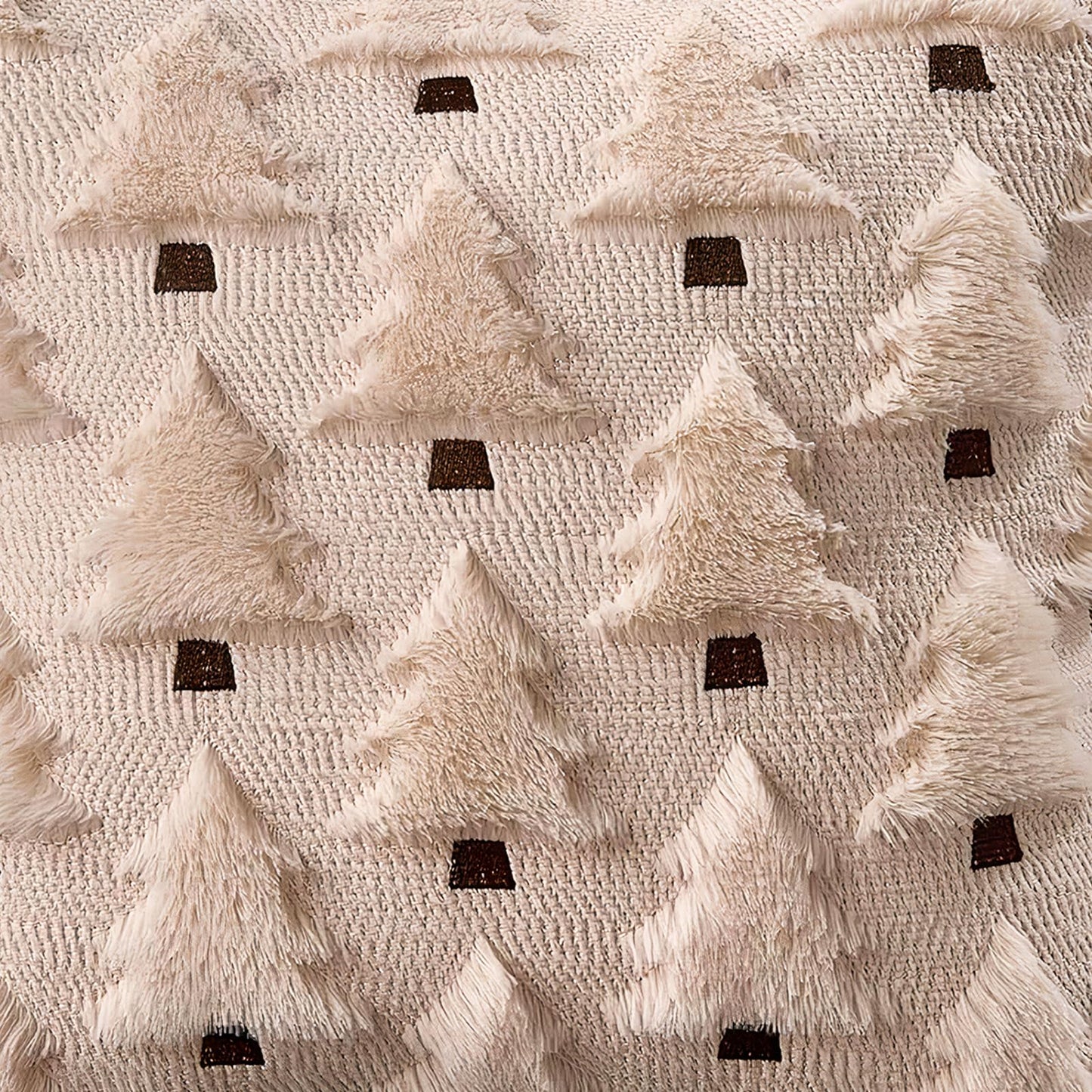 HDVUHKI Christmas Throw Pillow Covers 18x18 inch Set of 4, Beige and Green Xmas Tree Holiday Winter Living Room Soft Fluffy Plush Faux Fur Wool Decorations for Sofa Couch Bed