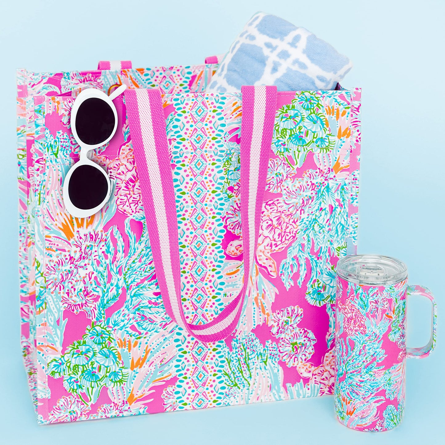 Lilly Pulitzer Pink Market Shopper Bag, Reusable Grocery Tote, Shoulder Bag for Produce or Travel, Seaing Things (Pack of 2)