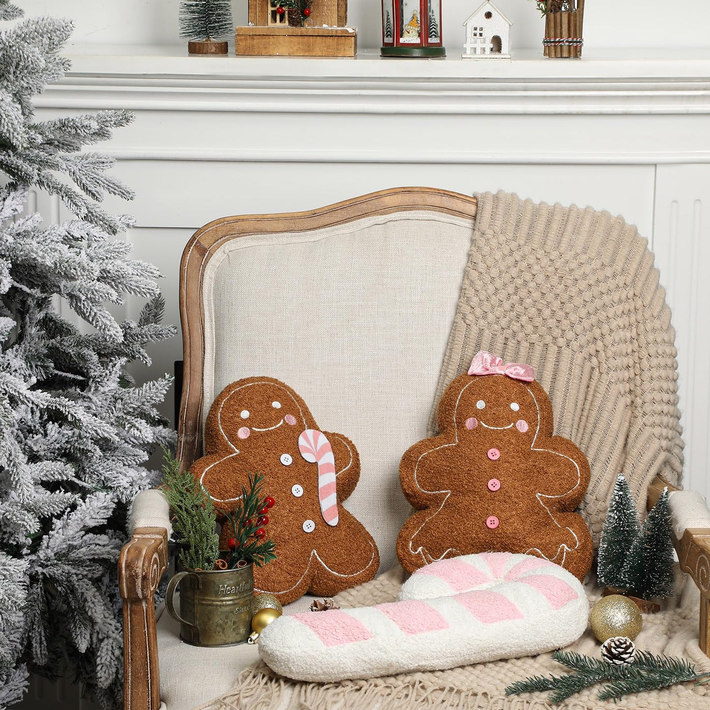 Oudain 3 Pcs Pink Christmas Gingerbread Pillows Pink Candy Cane House Man Throw Pillows Stuffed Gingerbread Shaped Pillow for Xmas Sofa Couch Cushion Bed Home Winter Party Decor