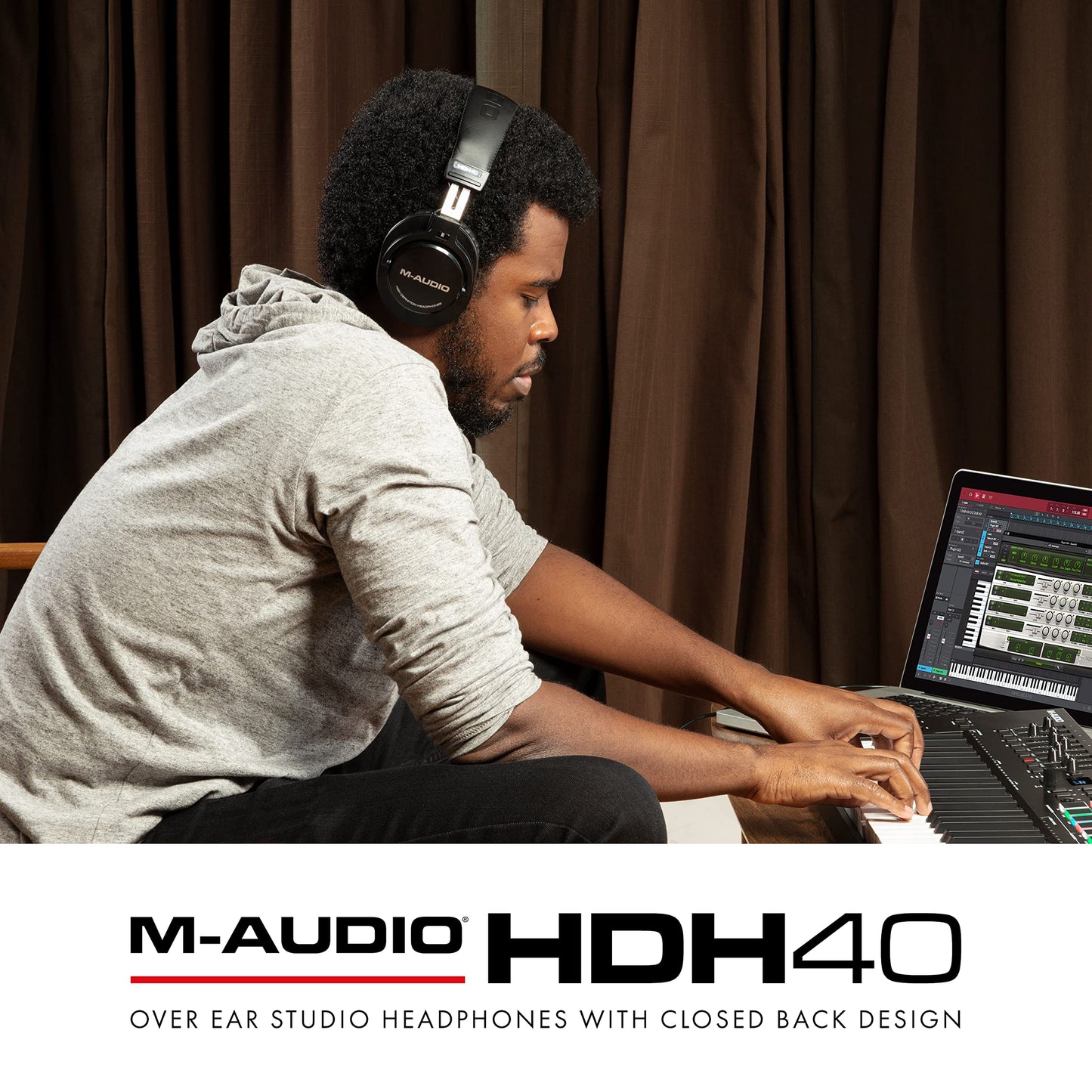 M-AUDIO HDH40 - Over Ear Studio Headphones with Closed Back Design, Flexible Headband and 2.7m Cable for Studio Monitoring, Podcasting and Recording