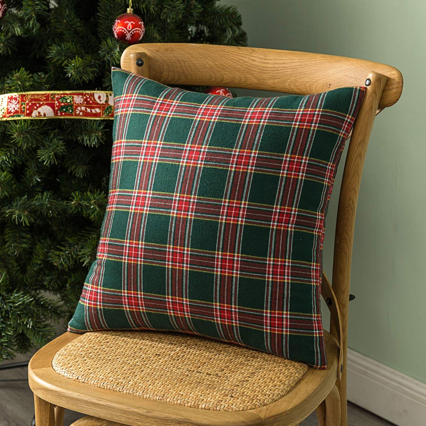 AQOTHES Pack of 2 Christmas Plaid Decorative Throw Pillow Covers Scottish Tartan Cushion Case for Farmhouse Home Holiday Decor Red and Green, 22 x 22 Inches