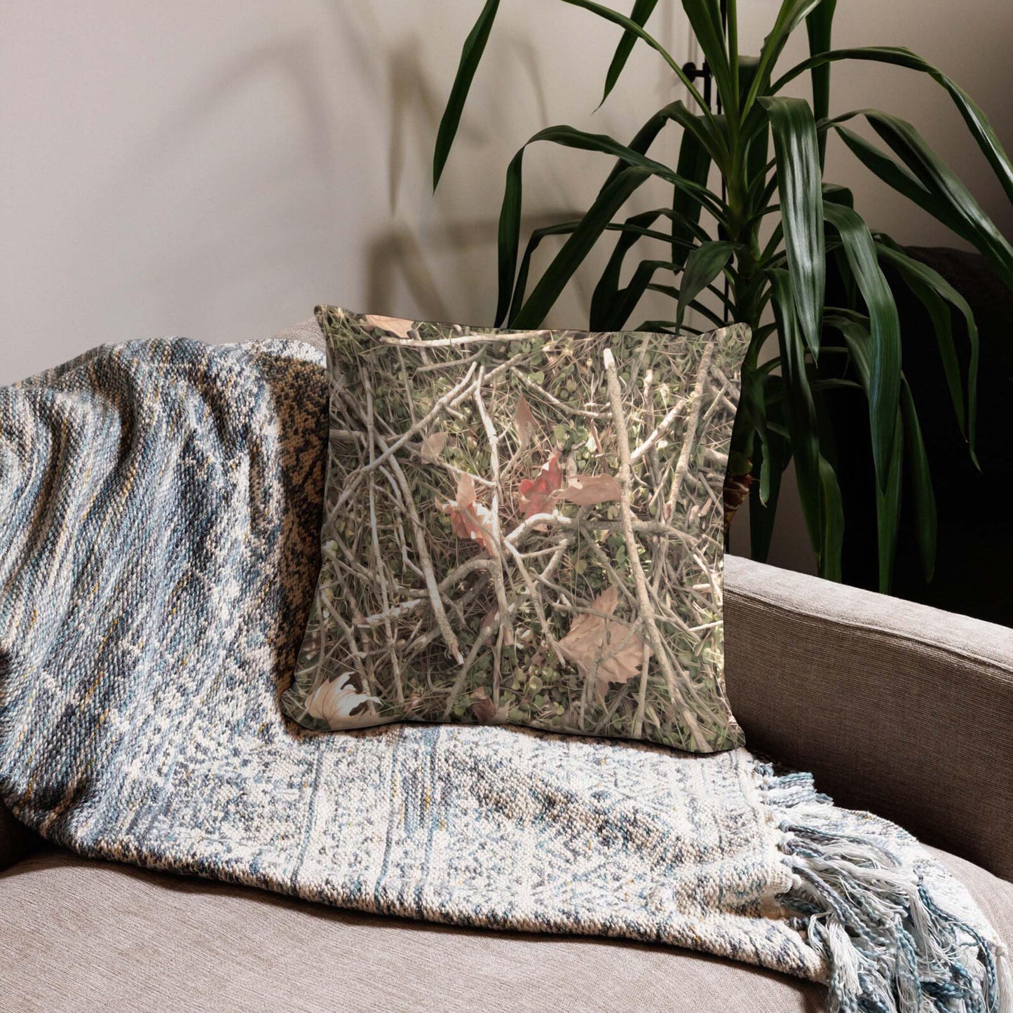 Jiaopenyou Throw Pillow Cover 20x20 Inch,Camouflage Camo Forest Throw Pillow Case,Home Decor Cushion Covers for Sofa Living Room Couch Bed