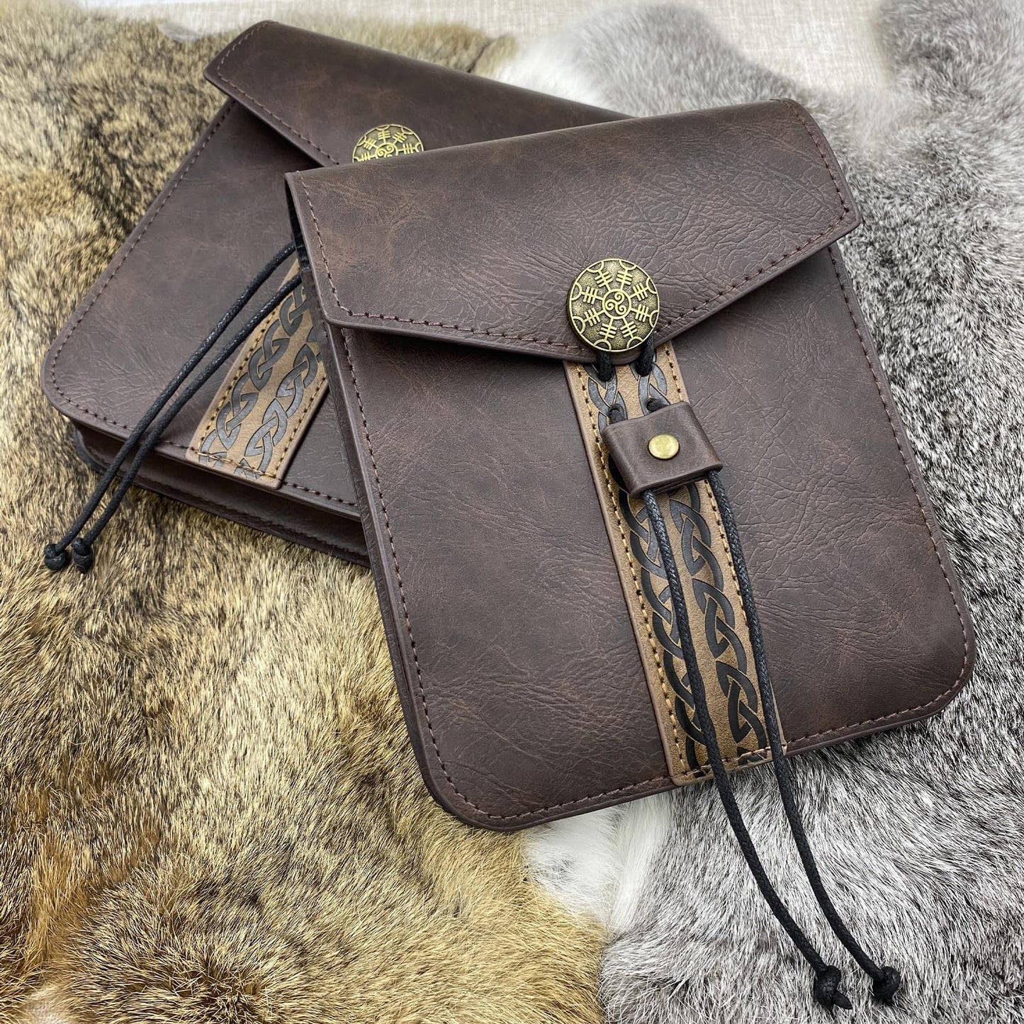 EpicCos 2 PCs Medieval Vintage belt Bag Set, Middle Ages Faux Leather Belt with Belt Pouch, Renaissance Costume Accessories (Brown A)
