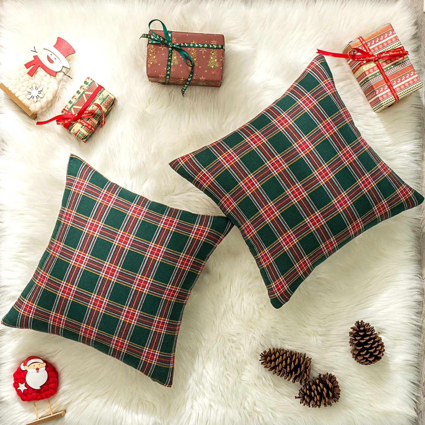 AQOTHES Pack of 2 Christmas Plaid Decorative Throw Pillow Covers Scottish Tartan Cushion Case for Farmhouse Home Holiday Decor Red and Green, 20 x 20 Inches