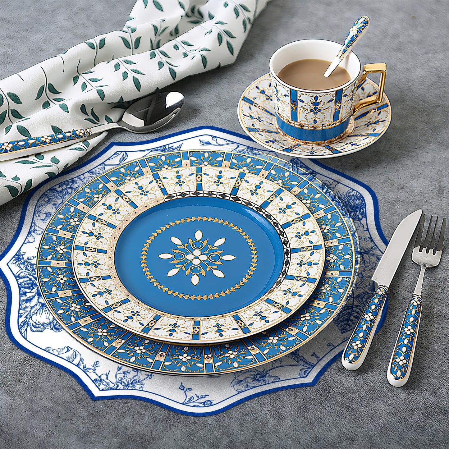 Blue Floral Faux Leather Placemats Set of 6 Round Scalloped Chinoiserie Placemats 13 Inch Waterproof Flower Table Mats Heat Resistant for Dinner Table Setting Wedding Bridal Shower Party Decor