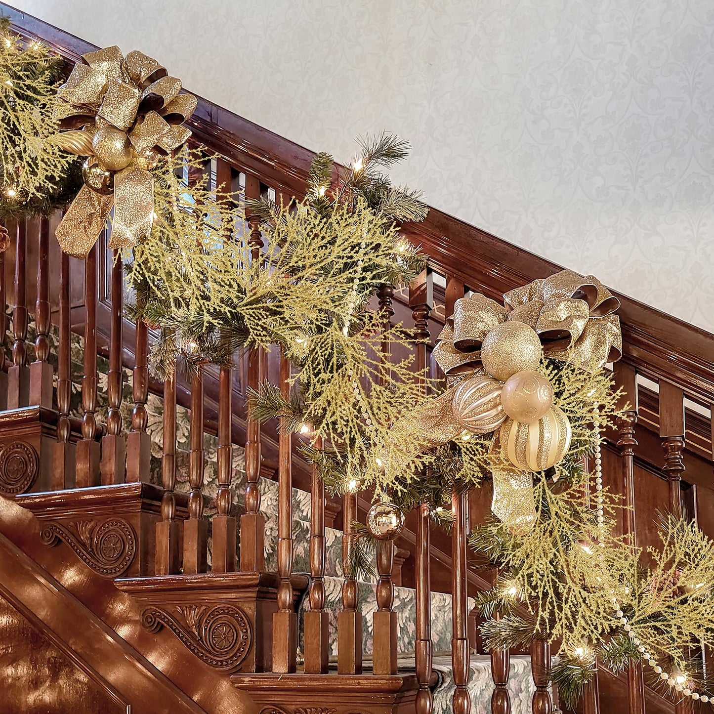 Winlyn 15 Pcs Christmas Artificial Cedar Sprays Champagne Glittered Faux Cedar Branches Stems Christmas Tree Ornament Picks 14.4" for Christmas Tree Wreath Wedding Bouquet Holiday Centerpiece