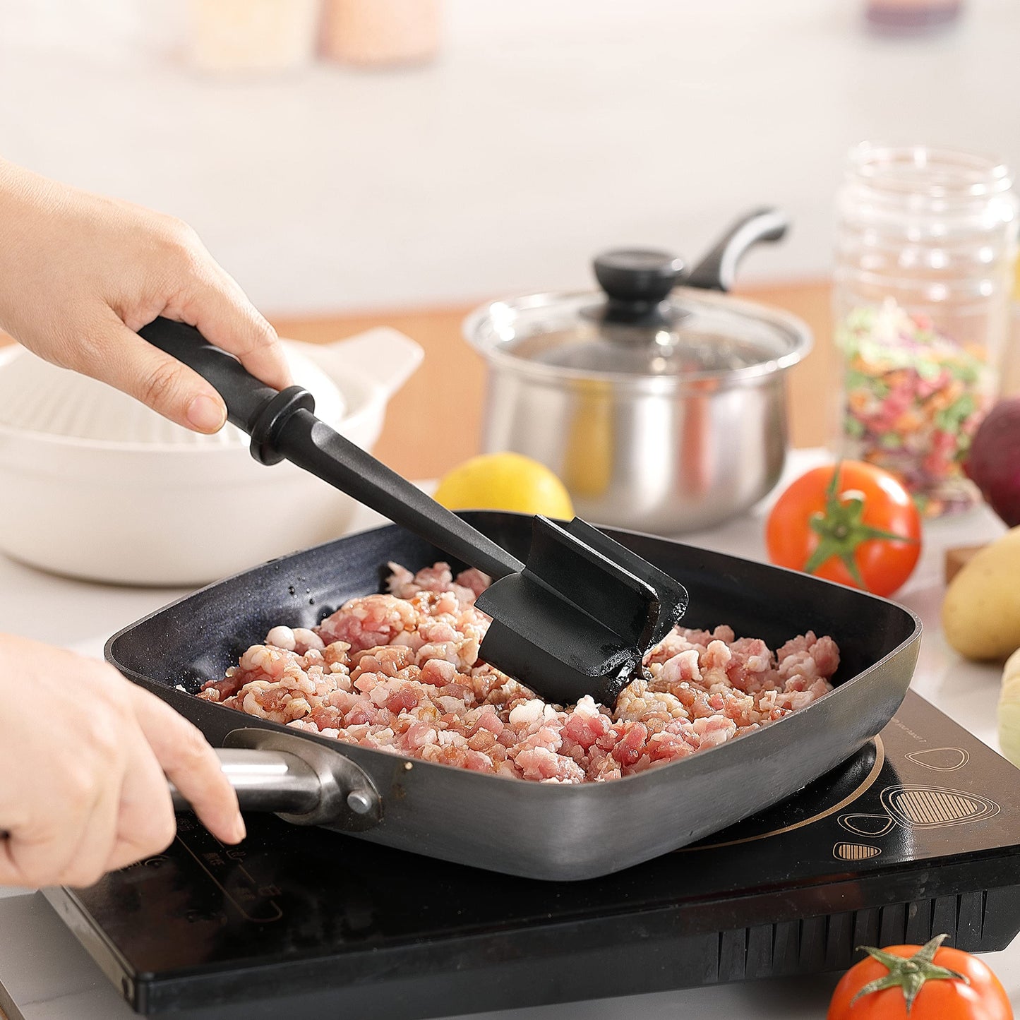Meat Chopper Masher for Ground Beef and Hamburger Meat, Heat Resistant 5 Curved Blades Ground Beef Smasher, Nylon Meat Spatula Hamburger Chopper, Mix and Chop Kitchen Tool