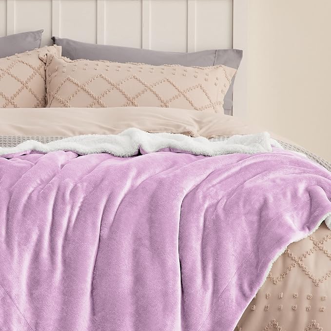 Bedsure GentleSoft Sherpa Fleece Throw Blanket for Couch - Thick and Warm Throw for Girls, Soft Fuzzy Plush Kids Blanket for Winter, Lilac, 50x60 Inches