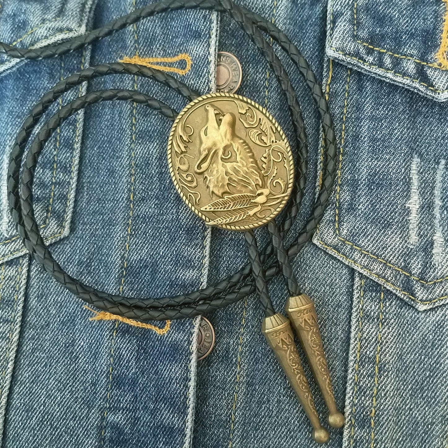 SELOVO Antique Gold Color Western Statement Wolf Shout Bolo Tie Genunie Leather Bolotie for Men