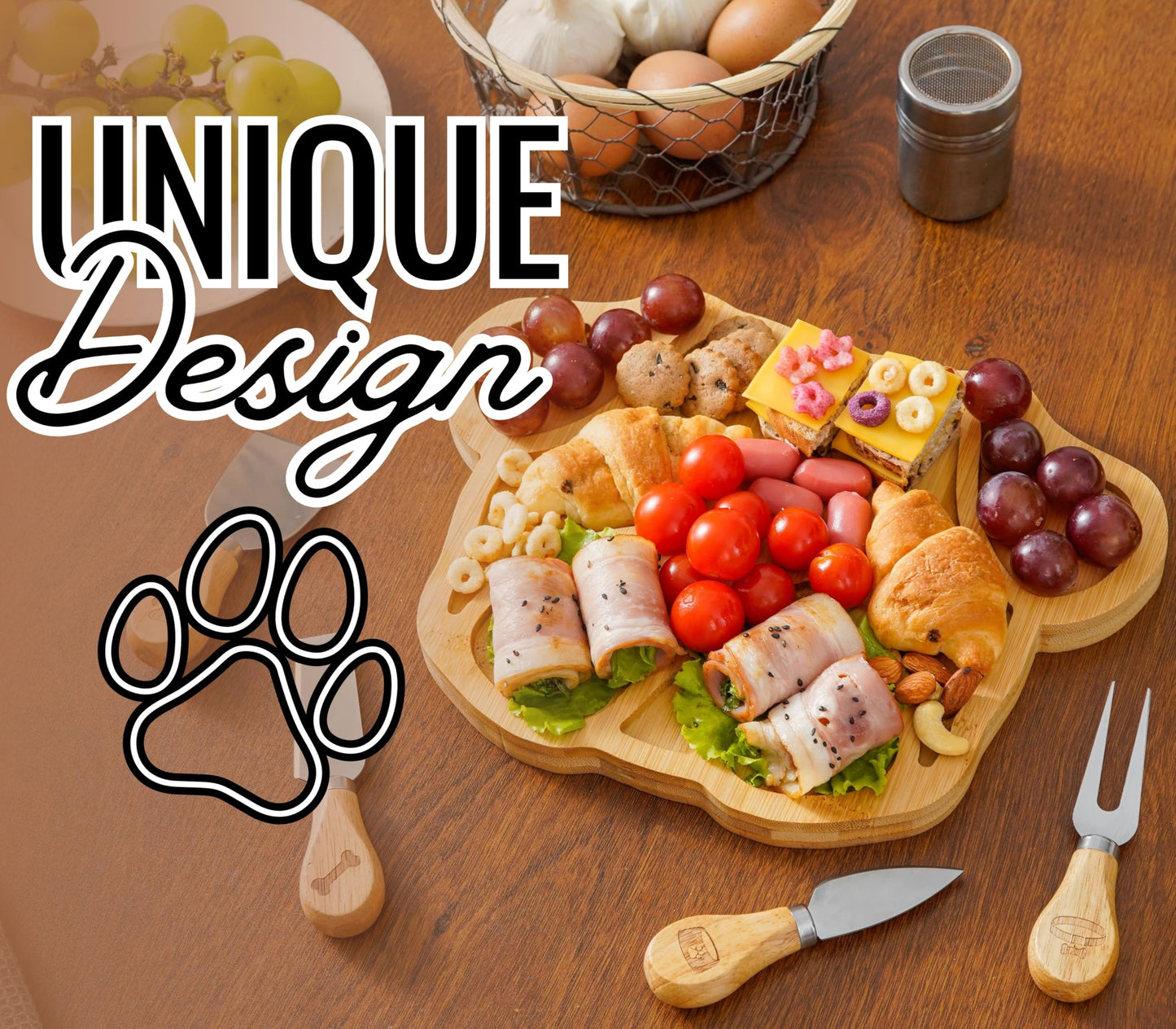 Pug Gifts for Women/Men Charcuterie Board, 11.81 * 8.66 * 0.79 inches Cheeses Charcuterie Wood Cutting/Serving Board Set with 4 Matching Spreaders for Housewarming Thanksgiving Christmas