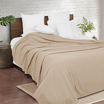 BELIZZI HOME 100% Cotton Bed Blanket, Breathable Thermal Blanket King Size, Soft Chevron 90inchx102inch, Perfect for Layering Any All Season, Beige, Biege, (90inchx102inch)