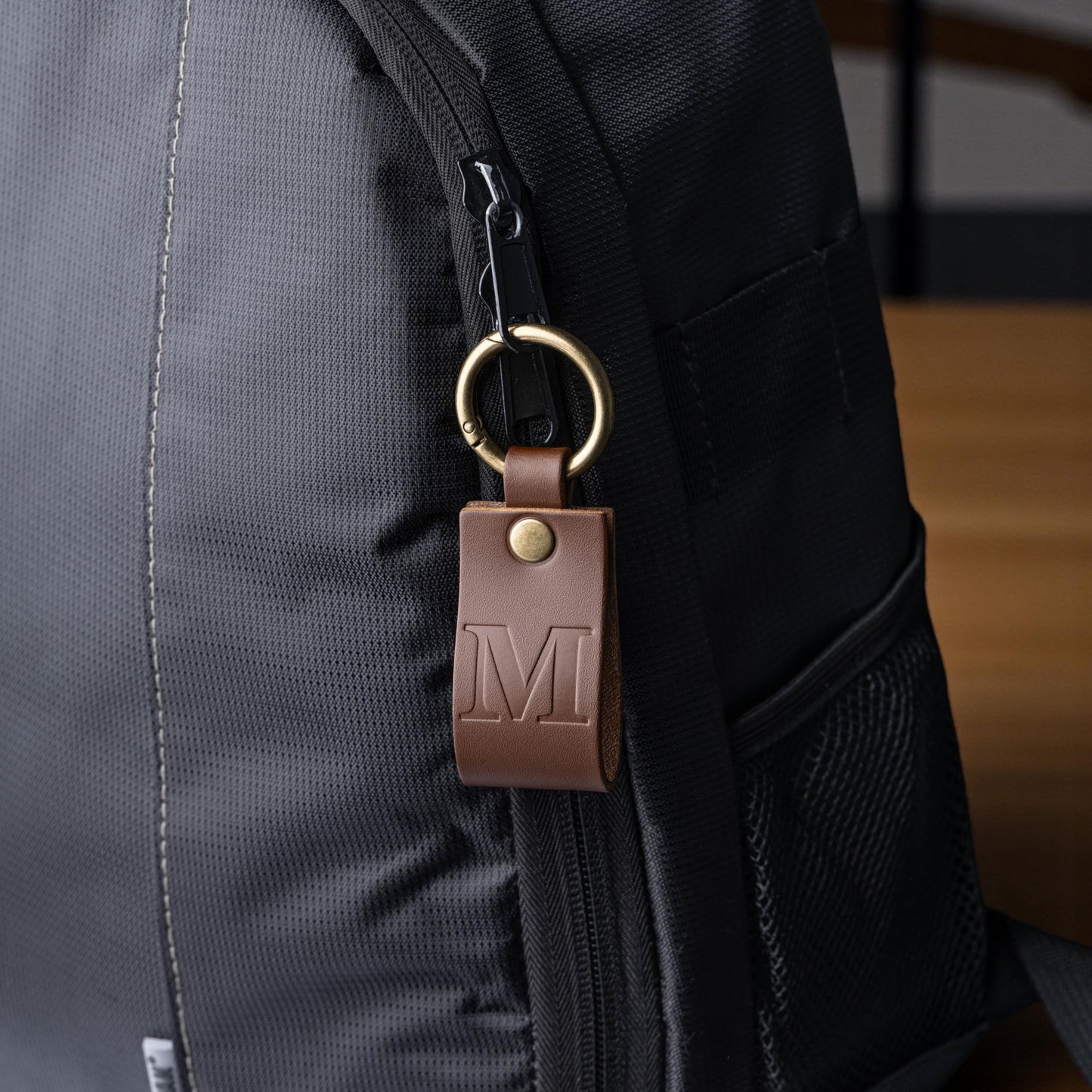 MAGOR Full Grain Leather Initial Keychain for Men Women, Personalized Alphabet Keychain, Brown Leather Gift for Him Her Dad (Brown B)