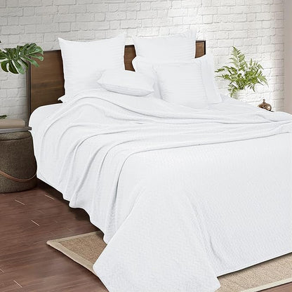 BELIZZI HOME 100% Cotton Bed Blanket, Breathable Thermal Blanket King Size, Soft Chevron 90 inch x102 , Perfect for Layering Any All Season, White