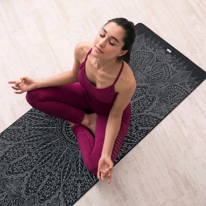 Plyopic. All In One Yoga Mat | Luxury Sweat-Grip Mat/Towel Combo | Ideal for Yoga, Hot Yoga, Bikram, Pilates, Workout & Exercise | Eco-Friendly Natural Rubber