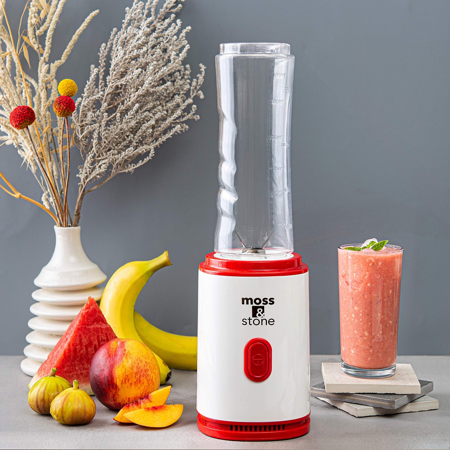 Moss & Stone Personal Blender Single Serve Shake & Smoothies Maker with Portable Travel Sport Bottle - Mini Juicer, White & Black Single Serve Blender for Smoothies and Shakes - Bottle 20 oz