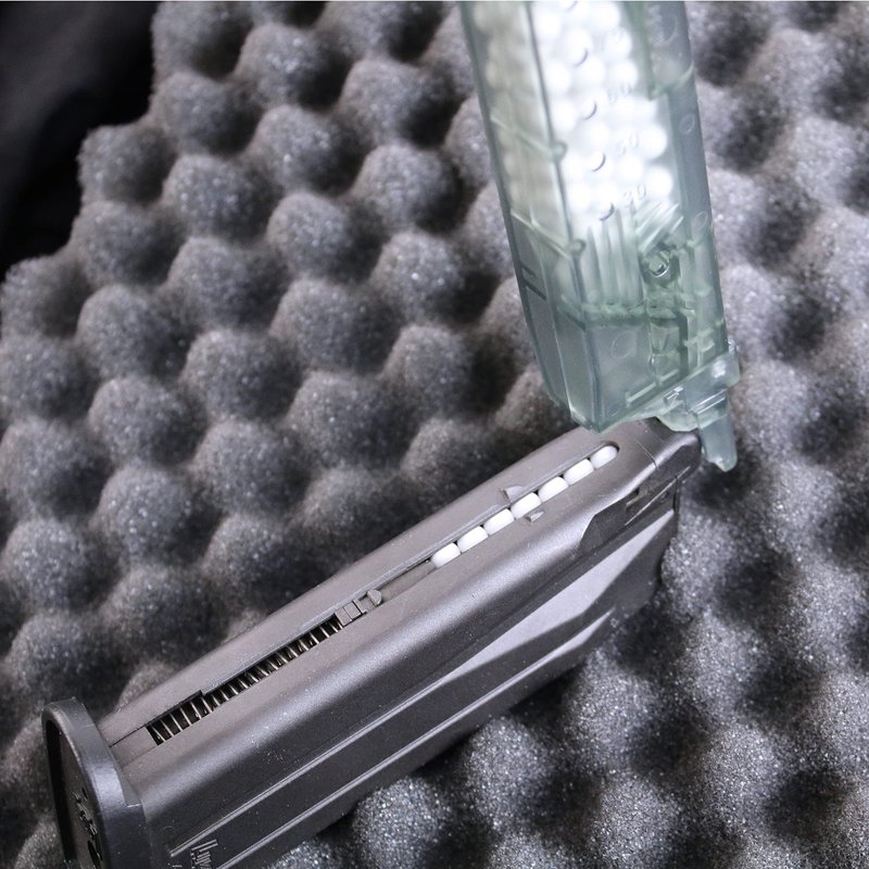 MetalTac Airsoft Speed Loader with Capacity of 100 Bbs