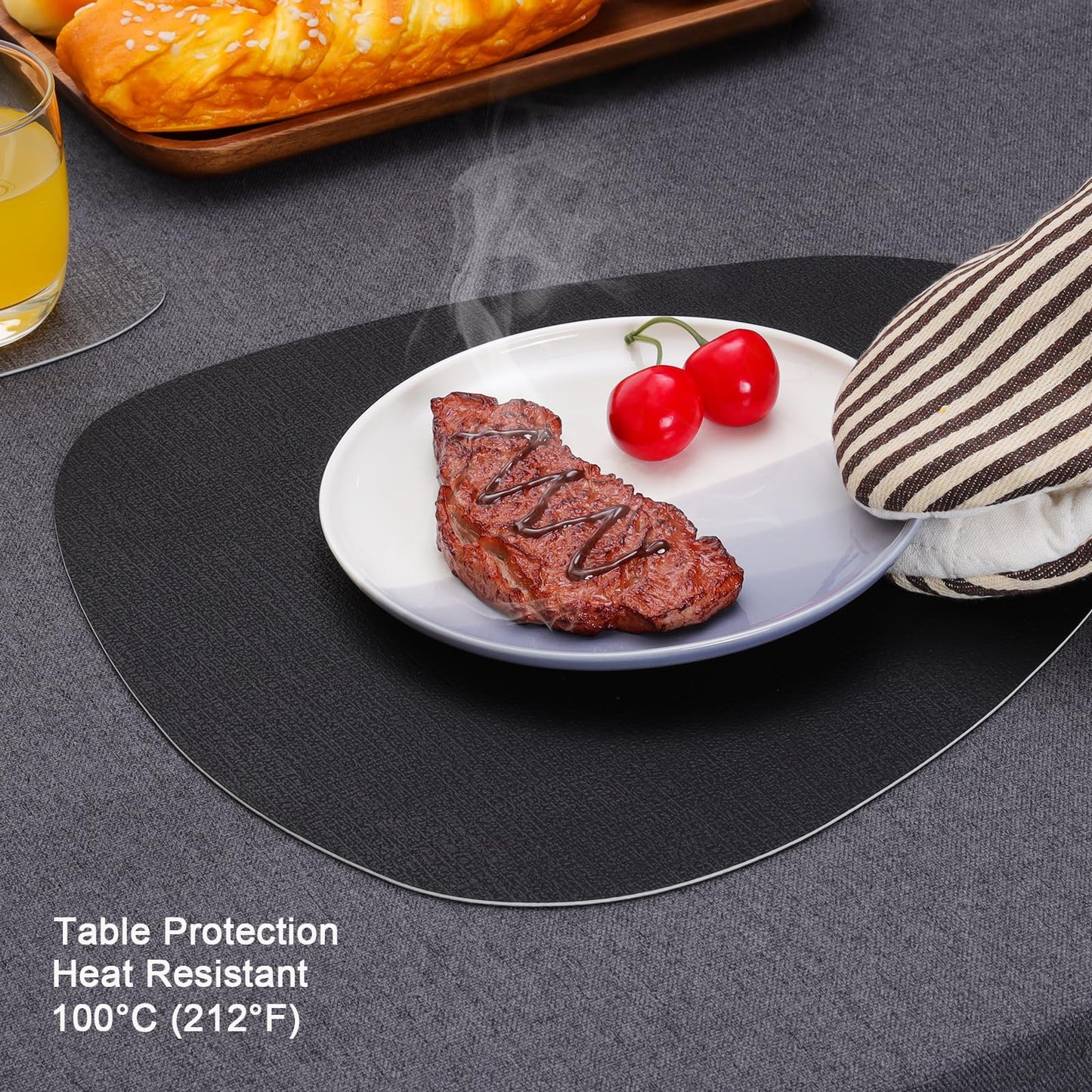 Chitomars Placemats and Coasters, Washable Placemats Round Faux Leather Wipeable Place Mats Non Slip Heat Resistant Indoor Outdoor Table Mats (Set of 6, Light Gray Sage Green)