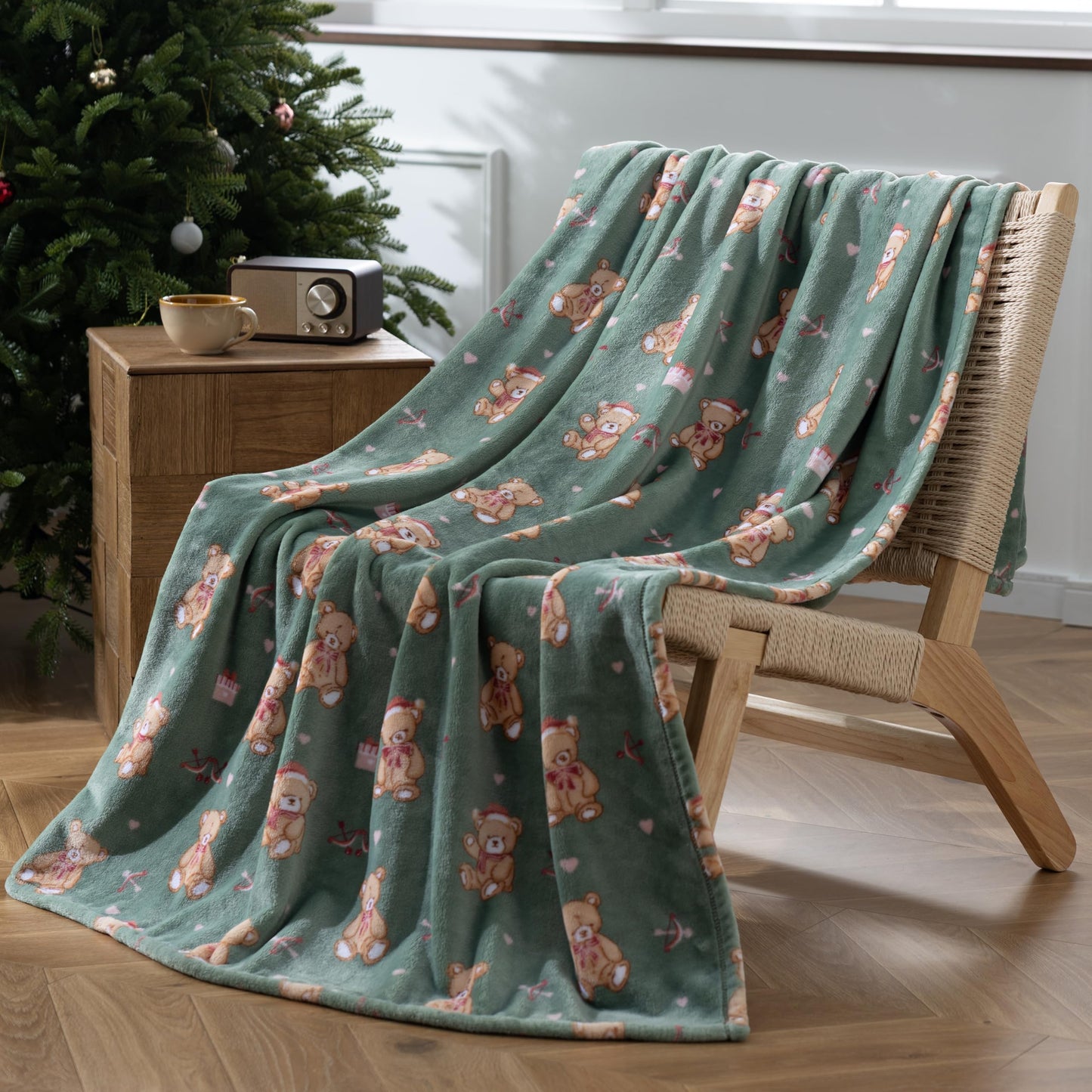 Sushing Christmas Printed Fleece Throw, Soft Plush Warm Festive, Cozy Couch Decor, 60"× 70", Teddy Bears