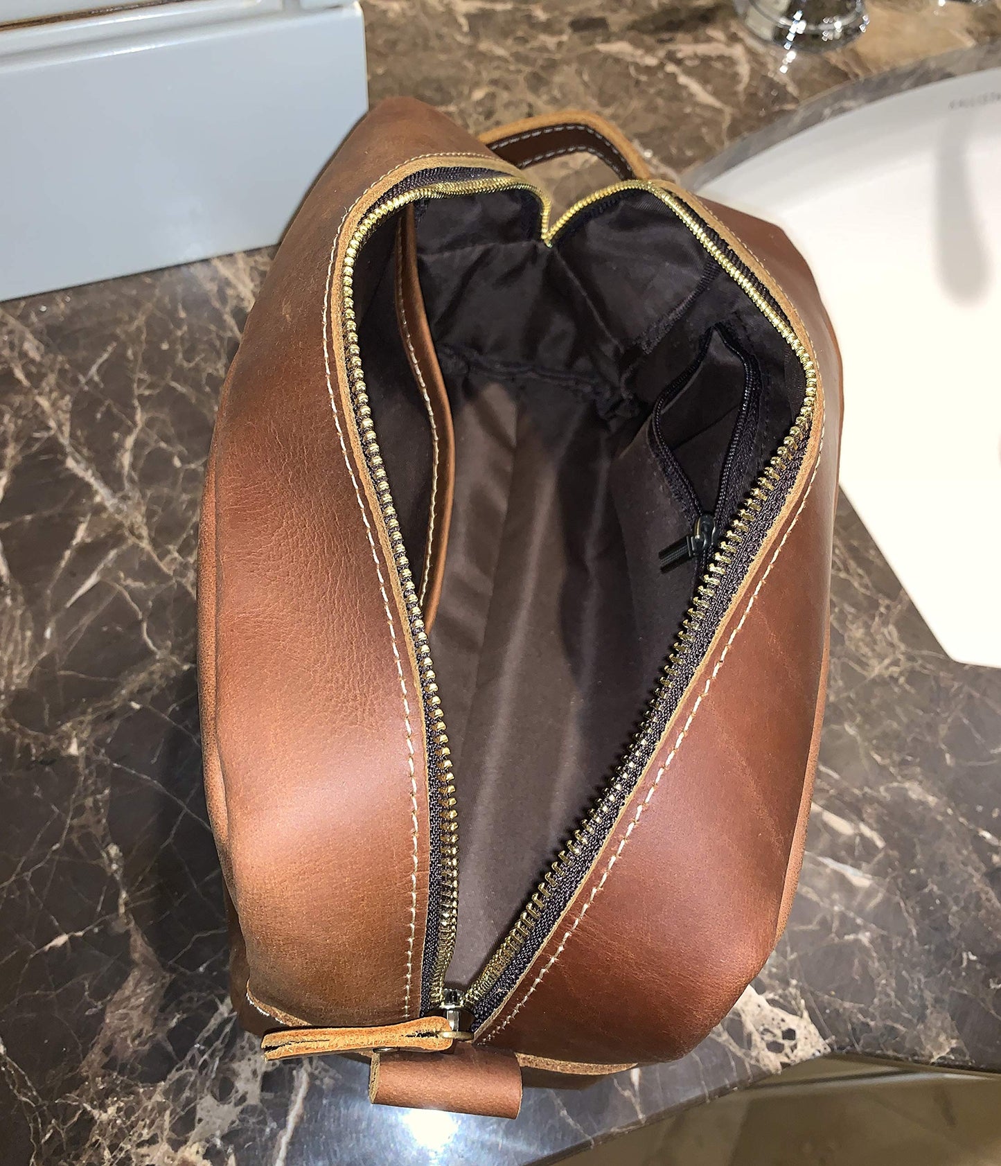 Calissimo Genuine Leather Toiletry Travel Tote Bag - Dopp Kit - Shaving Kit.