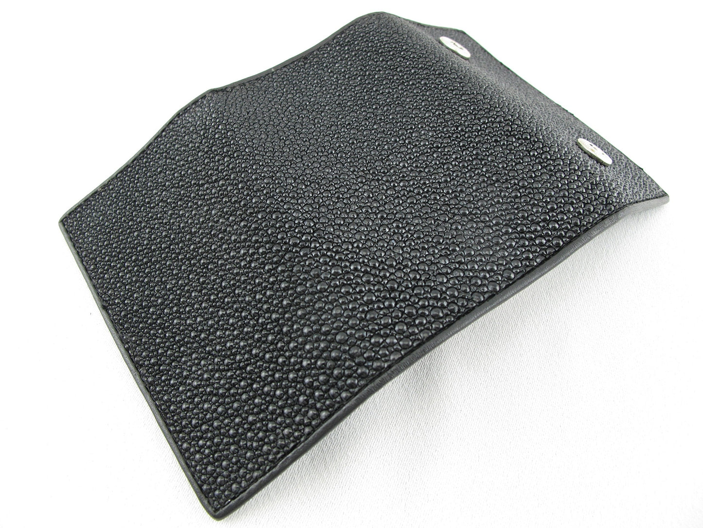 Pelgio Genuine Stingray Skin LeatherKeychain Key Holder Trifold Wallet Black (All Black)