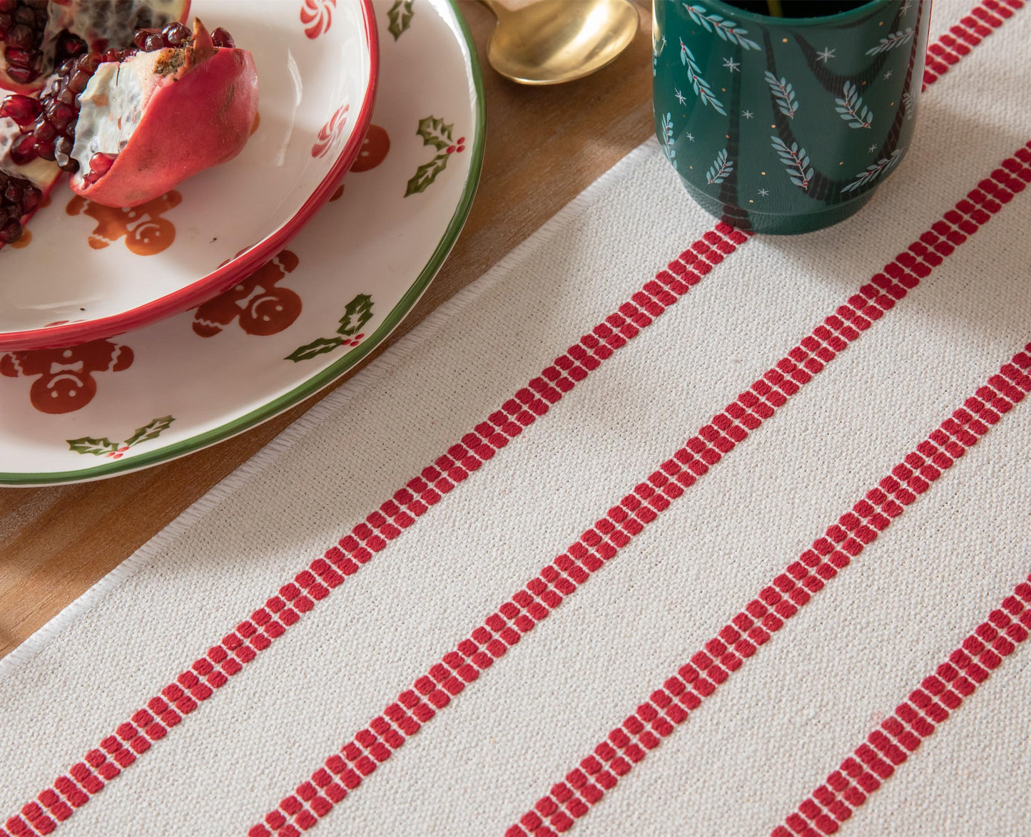 Caflife Christmas Table Runner 72 Inchs Long, Cotton and Linen Woven with Tassels, for Modern Rustic Farmhouse Boho Red Table Runners, Holiday Kitchen Dining Table Home Christmas Decor