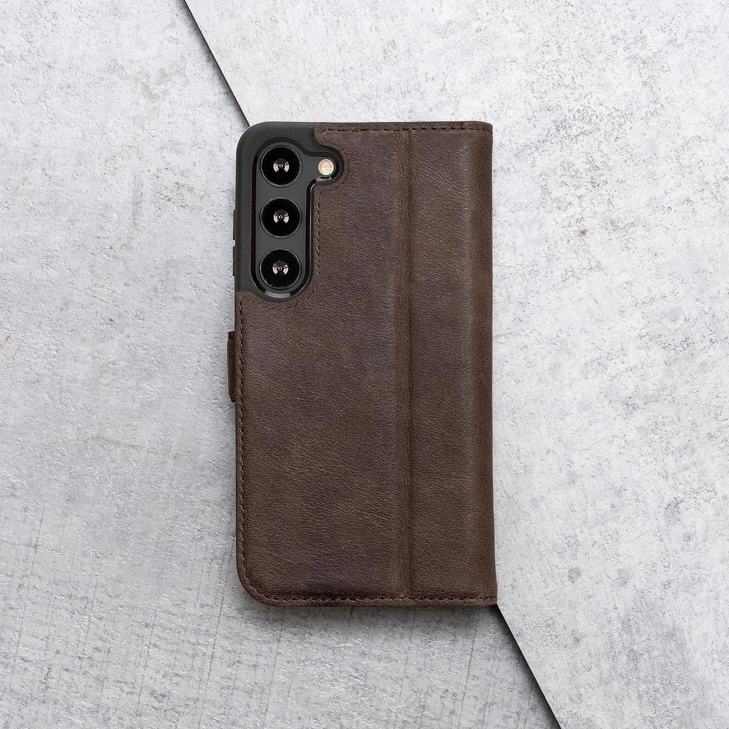 Porter Riley - Leather Case Compatible with Samsung Galaxy S26 Ultra. Premium Genuine Leather Stand Case/Wallet/Cover (Chocolate Brown)
