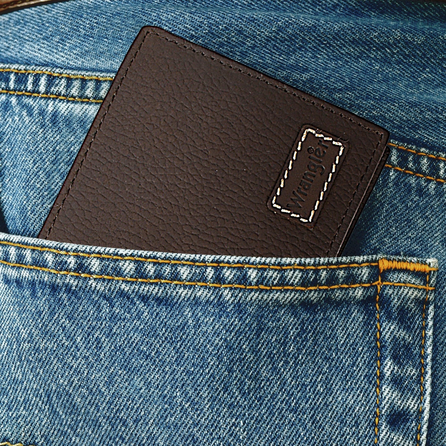 Wrangler Bifold Wallet for Men, Slim Casual Genuine Leather Purse, RFID Blocking, Gift for Him