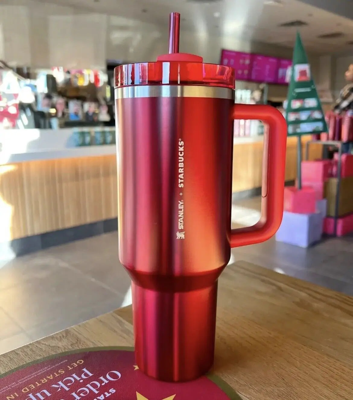 White Stanley Quencher H2.0 Tumbler – 40 oz Travel Cup